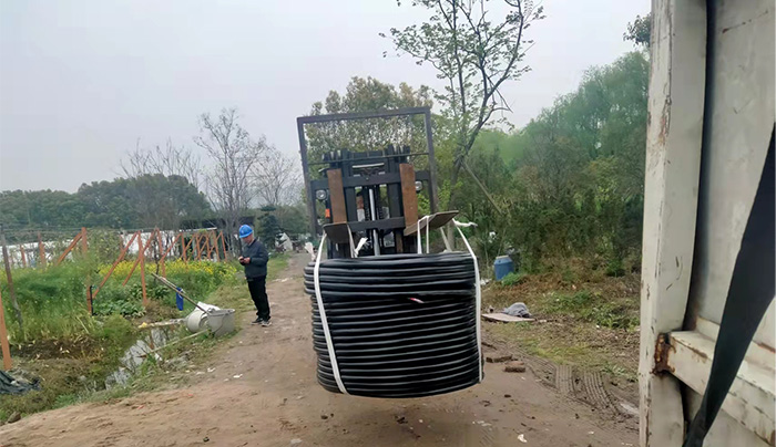 yjv電纜卸貨