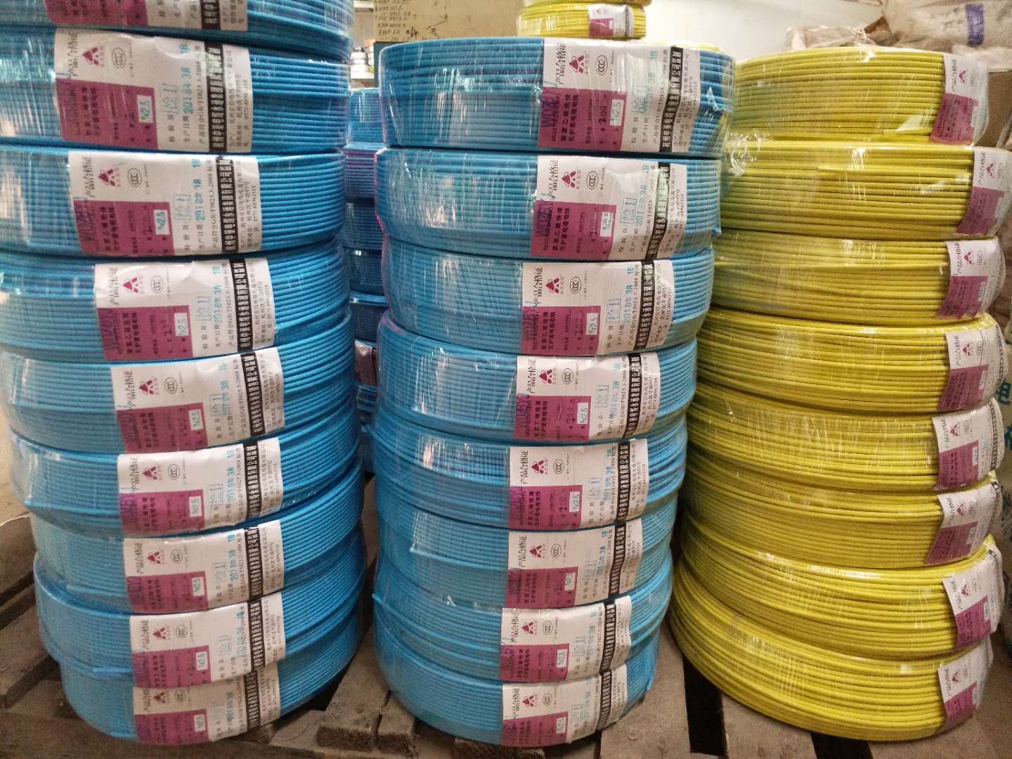 電線批發(fā)，勝華電氣和遠(yuǎn)東電纜哪家好